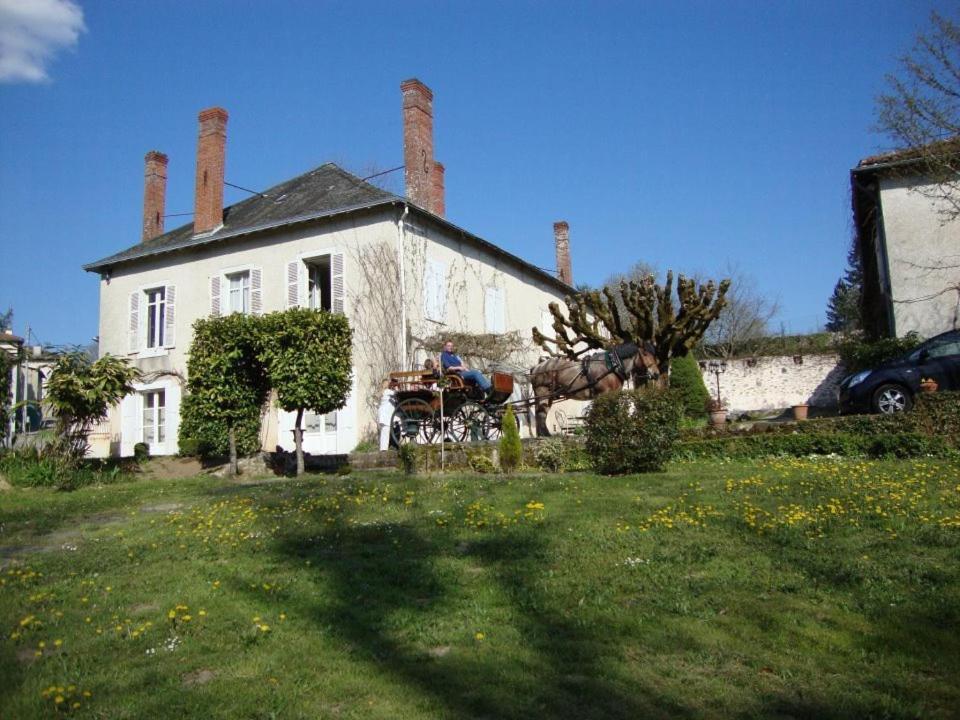 Domaine De La Dame De Lauriere Bed & Breakfast Solignac Ngoại thất bức ảnh