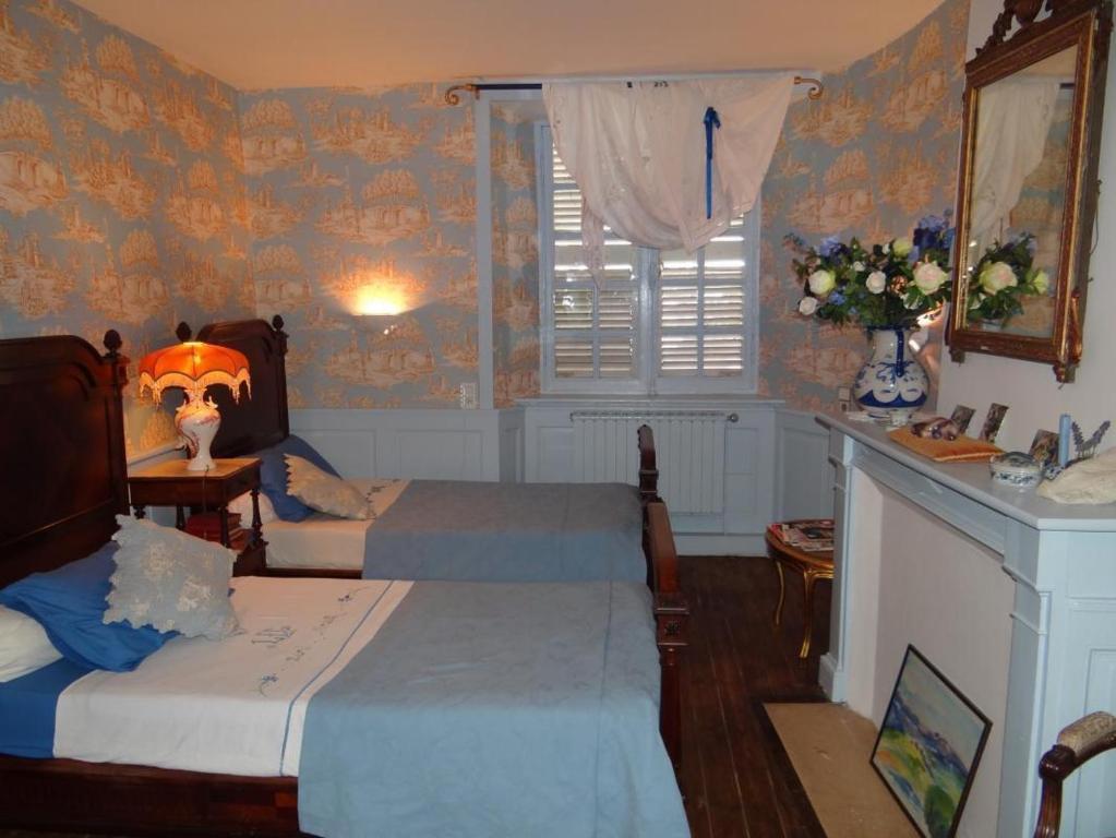 Domaine De La Dame De Lauriere Bed & Breakfast Solignac Phòng bức ảnh