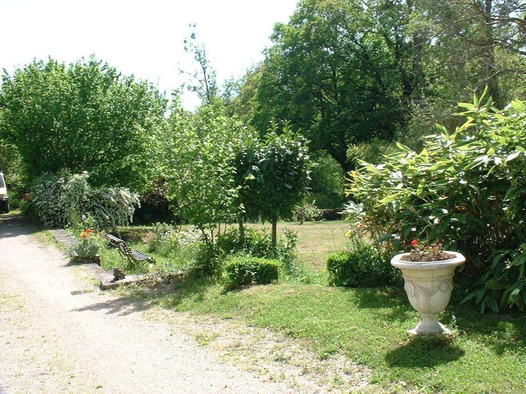 Domaine De La Dame De Lauriere Bed & Breakfast Solignac Ngoại thất bức ảnh